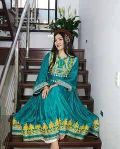 Robe afghane traditionnelle pour femmes, élégante, en dentelle brodée, longueur genoux, col en V, pour mariage et fêtes, style vintage - Product Image 3