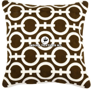 Housse de coussin en laine de luxe, broderie cachemire faite main, point de chaînette, motif géométrique vintage, coussins décoratifs tendance - Product Image 5