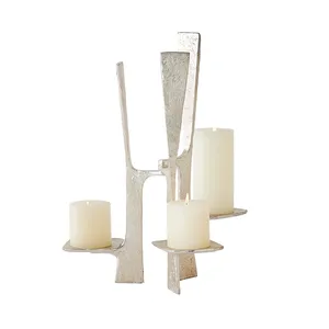 Support de bougie en métal fait main tendance mondiale, support de table décoratif pour la décoration de restaurants et d'hôtels, bougie en métal très tendance - Product Image 1