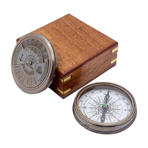 Boussole Nautique Vintage en Laiton avec Boîte Cadeau en Bois, Boussole de Navigation Antique, Boussole Maritime, Boussole Décorative, Cadeau de Voyage - Product Image 1