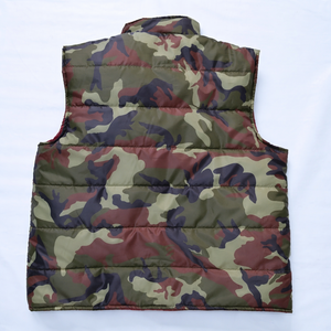 Chaleco acolchado sin mangas para hombre de alta calidad, diseñado para brindar calidez y comodidad con aislamiento ligero. Chaleco con logotipo personalizado. - Product Image 2