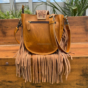 ¡Novedad de 2025! Bolsos de hombro con flecos de cuero mecanizados a mano, moda de moda, bolsos de mano con solapa de diseño Floral de piel de vaca de lujo para mujer - Product Image 2