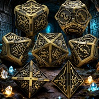 Jeu de dés en métal vintage avec éclaboussures de sang, motif épée gravé, dés RPG faits à la main pour jeux de rôle sur table