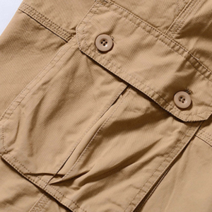 Shorts cargo pour homme, couleur unie, taille mi-haute, respirant, en coton, style bermuda décontracté avec poches et fermeture boutonnée - Product Image 5