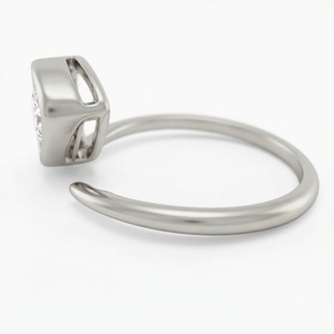 Bague de fiançailles en diamant taille poire, or blanc 14 carats, bague bypass, solitaire, fabricant de bijoux fins - Product Image 3