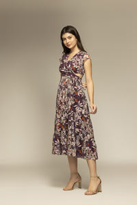 Vestido Maxi Morado con Estampado Floral y Recortes para Mujer, Diseño de los Mejores Diseñadores, Estilo Modesto, Corte Holgado, a Precio Accesible - Product Image 5