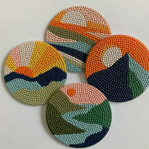 Sous-verres décoratifs élégants en perles de verre, adaptés pour protéger les surfaces de tables en bois, verre et marbre de la chaleur - Product Image 1