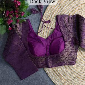 Blusa de Seda Banarasi Color Granate con Bordado Dorado Zari, Prendido Listo para Usar, Top Étnico para Mujer, Ideal para Bodas, Fiestas y Diwali - Product Image 2