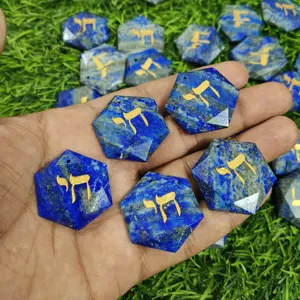 Disesuaikan alami buatan tangan Lapis Lazuli heksagonal debid bintang untuk perhiasan dan liontin membuat hadiah pernikahan kerajinan kristal