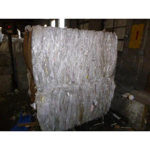 Déchets de film LLDPE naturel transparent pour la production de granulés, l'industrie du recyclage et l'exportation - Product Image 3