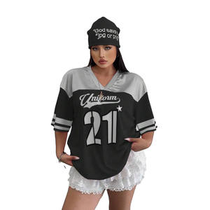 Camiseta Deportiva Unisex Oversize de Malla Estilo Fútbol 21, Camiseta Deportiva Urbana con Logo Personalizado, Top Atlético, Proveedor Mayorista EE. UU. - Product Image 1