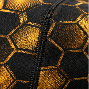Pasamontañas y Bragas de Cuello con Estampado Hexagonal Negro y Dorado White Bird Express, Diseño Geométrico con Abertura para los Ojos en Negro - Product Image 4