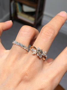 Bague en cluster de diamants taille Asscher de 1,01 carat, motif flocon de neige, cultivés en laboratoire, en or massif 14 carats, bijoux fins pour demande en mariage, pour la mariée - Product Image 4