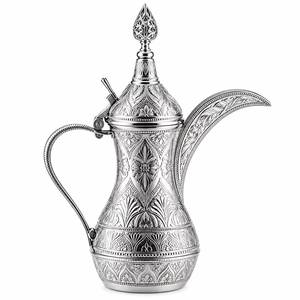 Cafetière arabe en acier inoxydable plaqué argent de style antique avec gravures florales épaisses, thermos Dallah traditionnel - Product Image 1