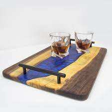 Plateau de service classique de luxe en bois et résine avec incrustations pour table basse, bureau, petit-déjeuner, collations – Durable et à prix abordable - Product Image 3