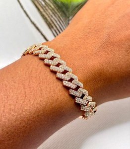 Pulsera de Cadena con Baño de Rodio y Moissanita VVS, Cierre de Caja, Estilo Cubano, Lujosa, para Uso Diario, Unisex - Product Image 1