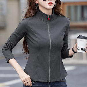 Blusa Deportiva Casual de Manga Larga para Mujer, Corte Regular, Cuello Alto con Cierre, Color Sólido, Modelo M4-441, Nueva Colección Primavera - Product Image 3