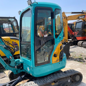 Compre una Miniexcavadora Kubota 35 Usada con Motor Original de Toshiba - Product Image 2