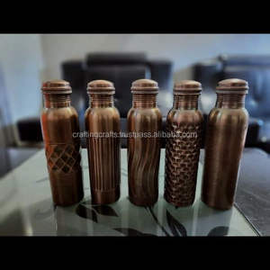 Botella de cobre con logotipo impreso, botella de agua de cobre hecha a mano de La India a la venta a granel, botella de cobre saludable al por mayor - Product Image 2
