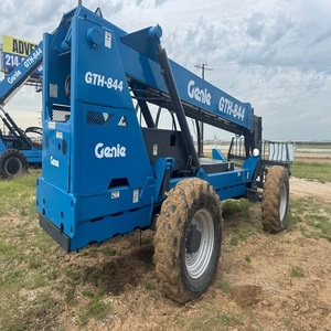 รถเทเลแฮนด์เลอร์ Genie GTH-844 สำหรับงานหนักบนพื้นที่ขรุขระ พร้อมความสามารถยกน้ำหนักสูงและประสิทธิภาพการทำงานที่เชื่อถือได้ - Product Image 1