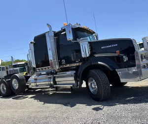 Camion tracteur WESTAnN Star 4900FA Day Cab de qualité supérieure 2020 2021, livraison mondiale - Product Image 2