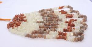 ลูกปัดมูนสโตนธรรมชาติ AAA รูปทรงไม่สม่ำเสมอ ขนาด 6 ถึง 6.5 มม. ลูกปัดมูนสโตนขัดเงา ลูกปัดมูนสโตนดิบ - Product Image 5