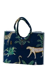 Sac fourre-tout matelassé Jaipuri en coton, grand sac à bandoulière pour voyage et plage - Product Image 3