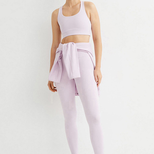 Women's Top Selling Sports <b>Bra</b> Custom Wholesale Medium Support Seamless with Front Logo Breathable Feature <b>Low</b> MOQ - Product Image 4