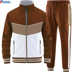 Conjunto Deportivo Personalizado de Alta Calidad para Hombre, Traje Deportivo Transpirable con Logotipo Personalizado - Product Image 4