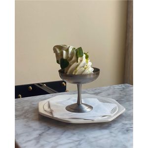 Tazón de Acero Inoxidable para Helado al por Mayor, Copa Moderna de Metal para Postre, Taza con Base para Sundae, Vajilla Creativa para Restaurantes, Fiestas y Hoteles - Product Image 5