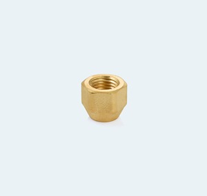 Conector Hidráulico de Latón de 1/4 Pulgada con Tuerca de Abocardado 7/16-20 SAE de 45 Grados y 800 PSI para Alta Presión, Accesorio HVAC para Líneas de Refrigeración y Combustible - Product Image 1