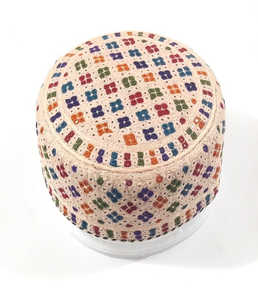 Gorro de oración musulmán tradicional bordado de algodón, suave, cómodo, transpirable, ideal para el uso diario en la Salah y la mezquita. - Product Image 4