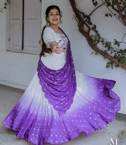 Lehenga Choli en Chinon Riche avec Impression Numérique et Broderie Manuelle, Violette 76449 - Product Image 5