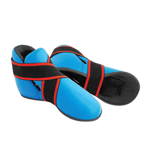 Chaussures de boxe en cuir bleu avec sangles noires et rouges, fermeture à lacets, respirantes, flexibles, chaussures d'entraînement - Product Image 4