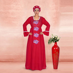 Kaftan en rayonne brodé avec détails complexes sur le col, manches évasées, élégant, longueur ras du sol, silhouette fluide, idéal pour l'Aïd et le Ramadan, tenue modeste - Product Image 2