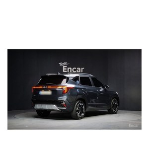 Kia Seltos 1.6 Turbo 2WD Essence SUV 2023 avec Boîte Automatique, Émissions Euro V, Sièges en Cuir, Caméra Arrière, 37 820 km - Product Image 2