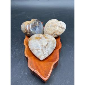 คริสตัลไทเกอร์เดนไดรต์ธรรมชาติ ขัดเงา รูปหัวใจ ขนาด 40x40x20 มม. สำหรับตกแต่ง ของขวัญ และสะสม - Product Image 4