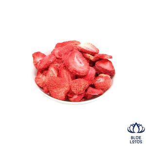 Fraises lyophilisées écologiques de haute qualité, tranches de fruits, collation végétalienne, céréales, pâtisserie, vente en gros - NOUVEAUTÉ ! - Product Image 1