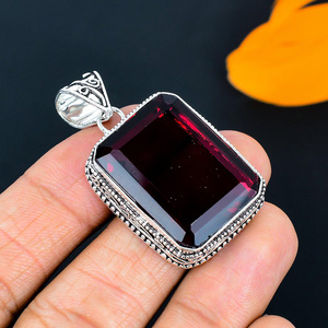 Pendentif en grenat rouge, bijou fait main, cadeau, pendentif en grenat rouge, bijoux - Product Image 1