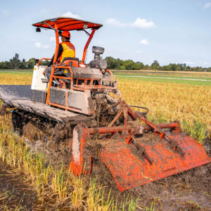 Tractor Agrícola HOGICO HG80VN/TURBO de 80HP con Motor Diésel Yunnei, Máquina Agrícola Potente, Eficiente en Consumo de Combustible y de Alta Calidad - Product Image 2