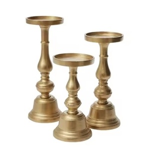 Candelabro de Metal y Latón, Elegante Soporte de Piso para Decoración del Hogar, Bodas, Eventos, Candelabros de Diseño Metálico Únicos y Elegantes - Product Image 1