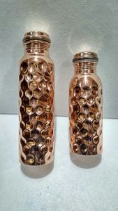 Botella de agua ecológica de cobre puro, hecha a mano con diseño martillado, a prueba de fugas, reutilizable, para la salud y el bienestar. - Product Image 5