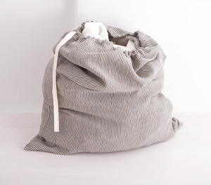 Sac à linge en maille avec cordon de serrage, grande capacité, pochette de rangement réutilisable pour vêtements, unisexe, noir, blanc, gris - Product Image 5