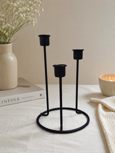 Support de bougie moderne en métal noir à 3 branches pour table à manger et décoration intérieure – Élégant chandelier de table à manger - Product Image 2