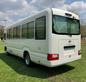 Autobús Toyota Coaster Usado de 30 Asientos con Motor de Gasolina 2TR para Viajes de Larga Distancia - Transmisión Automática - Product Image 5