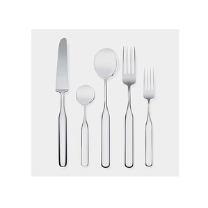 Couverts en métal : l'accompagnateur de table élégant pour sublimer les repas quotidiens avec une touche décorative de qualité. - Product Image 1