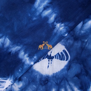 Haute Qualité Personnalisé Marbre Tie-Dye Imprimé Bleu Clair Tissu Doux Coton Matériel Garçons Robes Jouets Couvre-Style Abstrait - Product Image 5