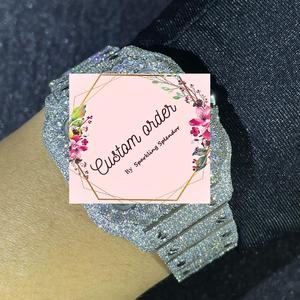 นาฬิกาข้อมือผู้ชายสแตนเลสสตีลคุณภาพสูงประดับเพชรโมอิสซาไนต์ VVS ดีไซน์ใหม่ทันสมัยแบบอนาล็อก เหมาะสำหรับงานปาร์ตี้สไตล์แร็ปเปอร์ - Product Image 3