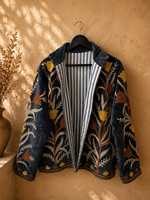 Manteau d'hiver en velours luxueux à motifs botaniques, broderie florale complexe inspirée de l'art traditionnel ouzbek, veste pour femme