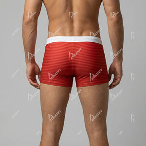 Trajes de Baño Personalizables para Hombre con Logotipo Athletify, Secado Rápido, Ecológicos, Transpirables, UPF50+, Impresión Personalizada, Duraderos y Cómodos - Product Image 3